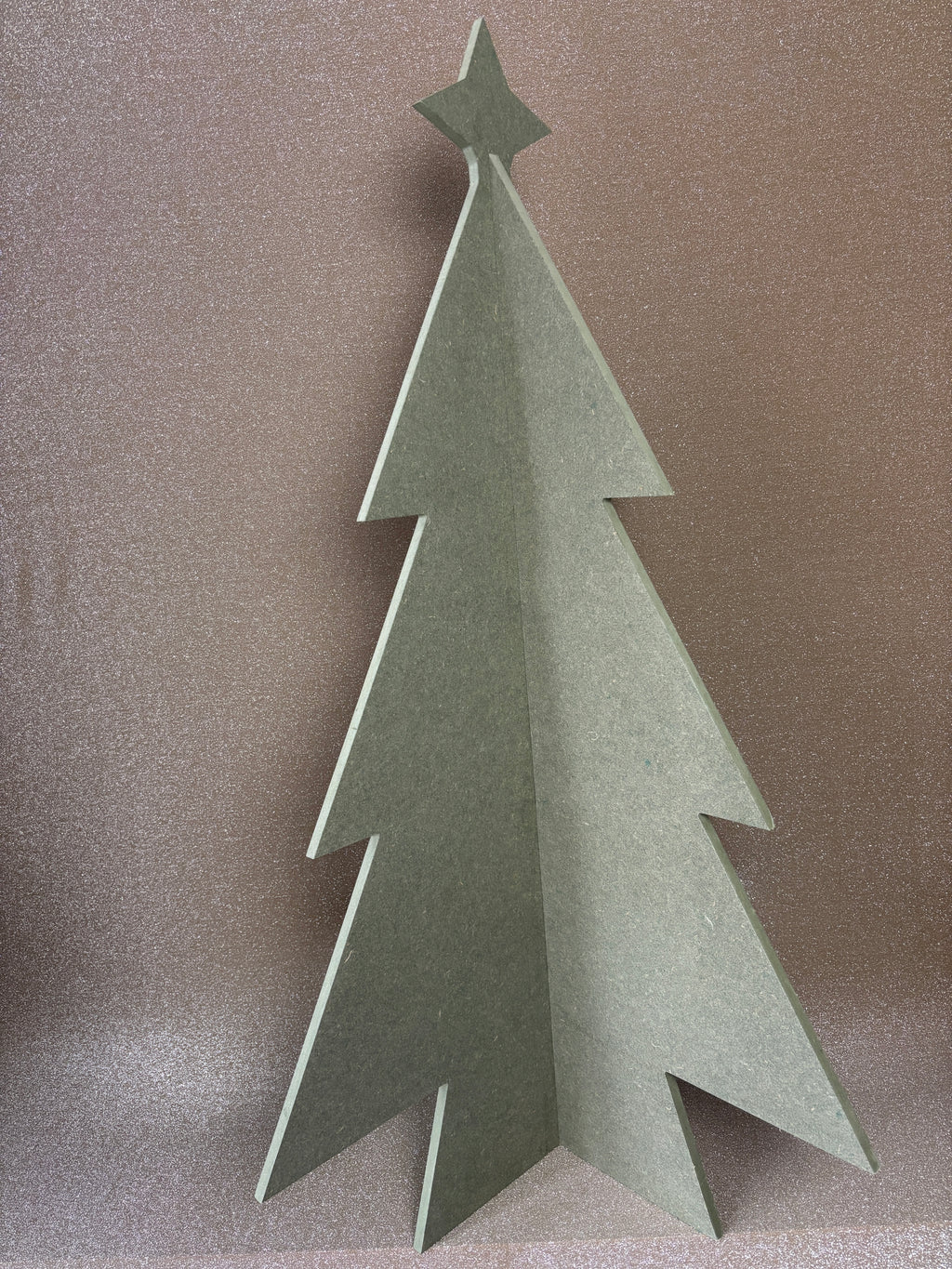 Alternatieve kersboom vol groen met ster