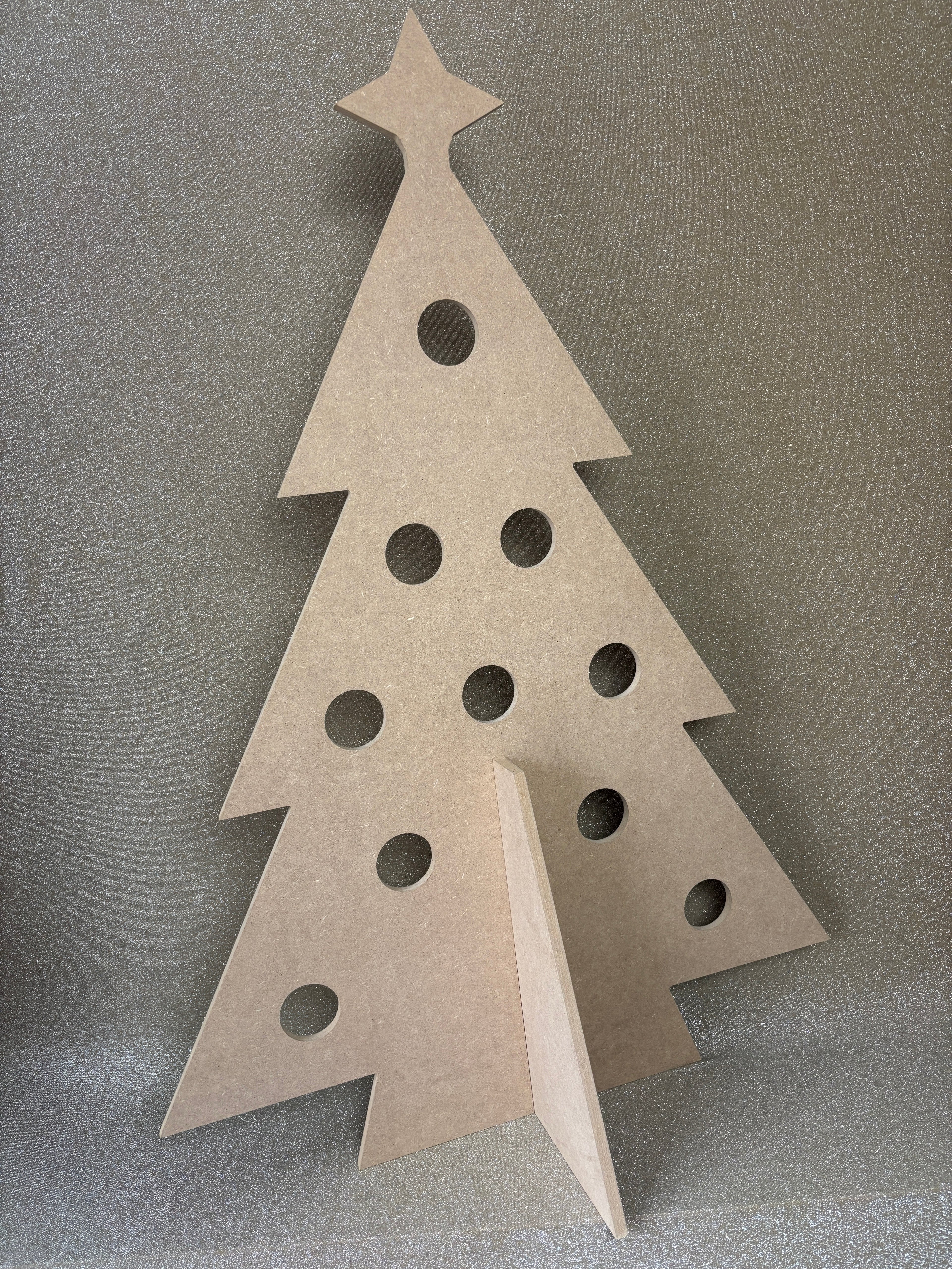 Alternatieve kersboom met gaten enkel met ster